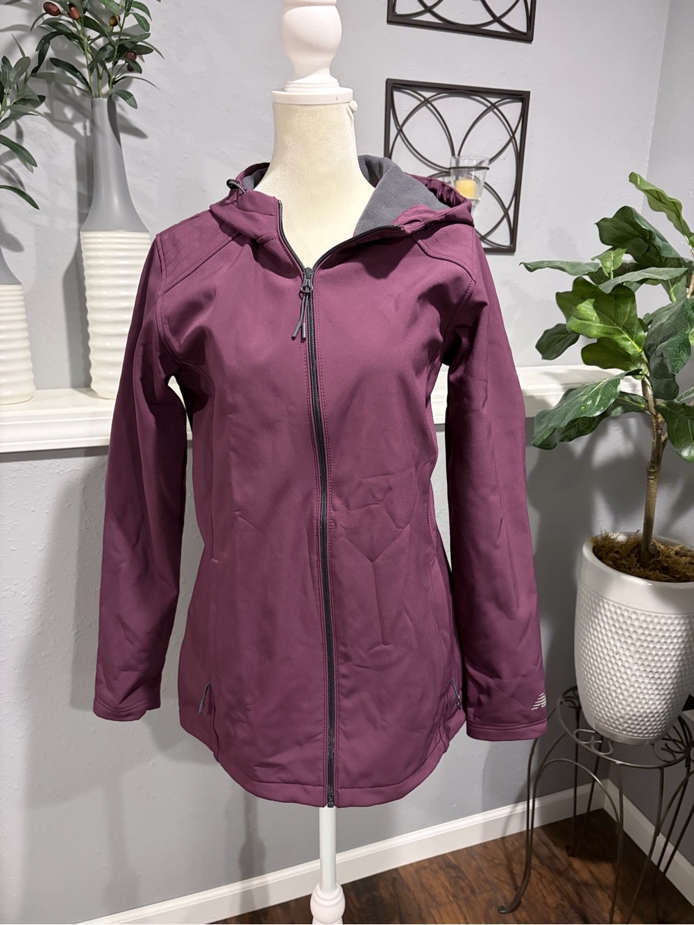 New Balance Women's Plum Hooded Zip Jacket
